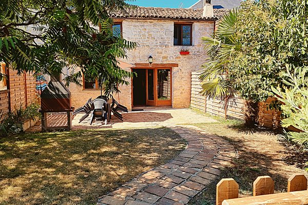 3 bedroom cottage